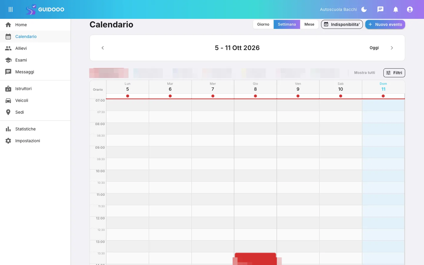 Console web Guidooo: calendario settimanale della segreteria con i filtri per istruttore (nomi oscurati)